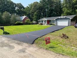 Best Asphalt Driveway Installation  in Waynesboro, TN